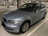 Usata BMW 118 143 CV (105 kW) 2009 Blu Utilitaria