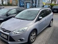 Gebraucht Ford Focus Trend 116 PS (85 kW) 2011 Grau Limousine