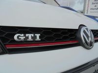 Gebraucht VW Golf VII GTI 220 PS (161 kW) 2017 Pure white Kleinwagen