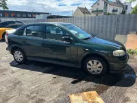 Gebraucht Opel Astra 101 PS (74 kW) 2003 Grün Limousine