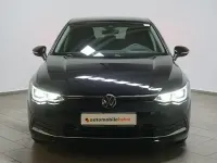 Gebraucht VW Golf VIII Active 150 PS (110 kW) 2022 Deep black Limousine