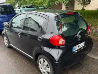 Gebraucht Toyota Aygo 68 PS (50 kW) 2006 Schwarz Kleinwagen