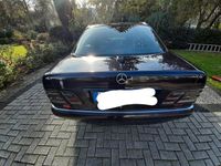 Gebraucht Mercedes E230 Avantgarde 150 PS (110 kW) 1997 Violet Limousine