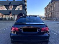 Gebraucht Mercedes E300 204 PS (150 kW) 2014 Schwarz Limousine
