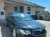 Gebraucht Skoda Superb 170 PS (125 kW) 2011 Schwarz Kombi