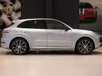 Używany Porsche Cayenne 340 KM (250 kW) 2022 Szary SUV