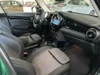Używany Mini Cooper Classic 136 KM (100 kW) 2021 Zielony Hatchback