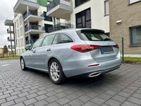 Gebraucht Mercedes C220 Avantgarde 200 PS (147 kW) 2022 Silber Limousine