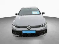 Gebraucht VW Golf VIII R-line 150 PS (110 kW) 2025 Mondsteingrau Limousine