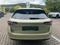 Gebraucht Skoda Superb 150 PS (110 kW) 2025 Gelb Kombi