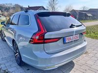 Second-hand Volvo V90 Plus 197 CP (144 kW) 2023 Gri Break