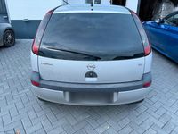 Gebraucht Opel Corsa 75 PS (55 kW) 2003 Silber Kleinwagen