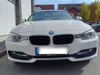 Gebraucht BMW 318 Sport Line 143 PS (105 kW) 2015 Weiß Kombi