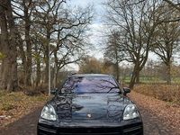 Gebraucht Porsche Cayenne Turbo Chrono 549 PS (403 kW) 2018 Schwarz SUV