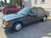 Gebraucht Mercedes 200 118 PS (86 kW) 1991 Schwarz Limousine