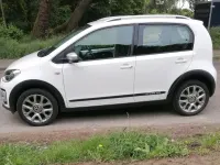 Gebraucht VW cross up! 75 PS (55 kW) 2015 Weiß Kleinwagen