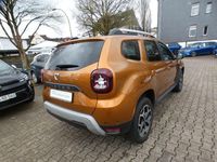 Gebraucht Dacia Duster Celebration 150 PS (110 kW) 2021 Grau "comete" SUV