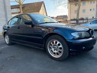 Gebraucht BMW 318 143 PS (105 kW) 2003 Blau Limousine