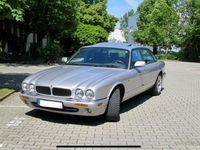 Gebraucht Jaguar XJ Executive 237 PS (174 kW) 2001 Silber Limousine