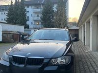 Gebraucht BMW 320 150 PS (110 kW) 2006 Schwarz Kombi