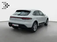 Gebraucht Porsche Macan Basis 265 PS (194 kW) 2022 Weiß SUV