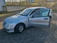 Gebraucht Mercedes C180 143 PS (105 kW) 2006 Grau Coupé