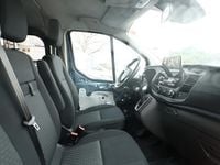 Gebraucht Ford Transit Custom Trend 170 PS (125 kW) 2019 Chromablau metallic chromablau metallic Van
