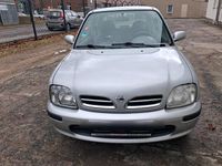 Gebraucht Nissan Micra 55 PS (40 kW) 2000 Silber Kleinwagen