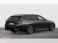 Neu BMW 540 M Sport 286 PS (210 kW) 2026 Grau (sophistograu brillanteffekt) Kombi
