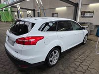 Gebraucht Ford Focus Cool & Connect 125 PS (91 kW) 2017 Weiß Kombi