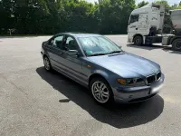 Gebraucht BMW 320 150 PS (110 kW) 2002 Blau Limousine