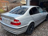 Gebraucht BMW 330 231 PS (169 kW) 2000 Silber Limousine