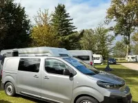 Käytetty Citroën Jumpy 177 HP (130 kW) 2025 Harmaa Tila-auto