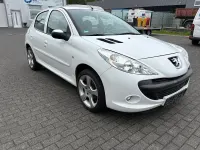 Gebraucht Peugeot 206+ 73 PS (53 kW) 2012 Weiß Kleinwagen