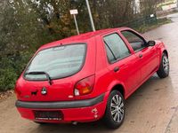 Gebraucht Ford Fiesta Ambiente 60 PS (44 kW) 2002 Rot Limousine