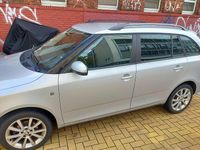 Gebraucht Skoda Fabia Ambition 90 PS (66 kW) 2014 Silber Kombi
