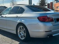 Gebraucht BMW 525 204 PS (150 kW) 2011 Silber Limousine