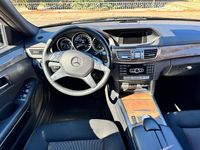 Gebraucht Mercedes E200 Elegance 136 PS (100 kW) 2014 Schwarz Kombi