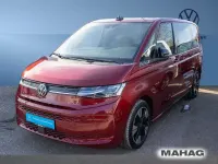 Gebraucht VW Multivan Life 150 PS (110 kW) 2024 Rot Van / Kleinbus