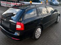 Gebraucht Skoda Octavia 105 PS (77 kW) 2013 Schwarz Kombi
