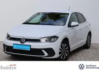 Używany VW Polo Active 95 KM (69 kW) 2023 Biały Hatchback