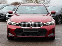 Gebraucht BMW 330 M Sport 245 PS (180 kW) 2025 Rot Kombi