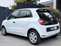 Second-hand Renault Twingo Expression 71 CP (52 kW) 2015 Alb Hatchback
