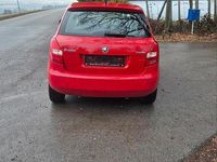 Gebraucht Skoda Fabia 60 PS (44 kW) 2013 Rot Kleinwagen