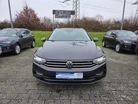 Gebraucht VW Passat Business 150 PS (110 kW) 2024 Silber Kombi