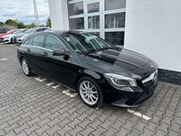 Gebraucht Mercedes CLA180 Urban 122 PS (89 kW) 2015 Nachtschwarz Limousine