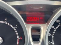 Gebraucht Ford Fiesta 82 PS (60 kW) 2010 Blau Kleinwagen