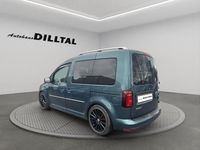 Gebraucht VW Caddy Highline 150 PS (110 kW) 2017 Grün Van / Kleinbus