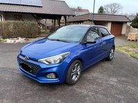 Gebraucht Hyundai i20 Active 101 PS (74 kW) 2020 Blau Kleinwagen