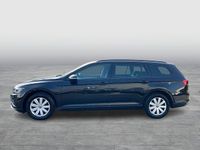 Gebraucht VW Passat Basis 150 PS (110 kW) 2022 Schwarz Kombi